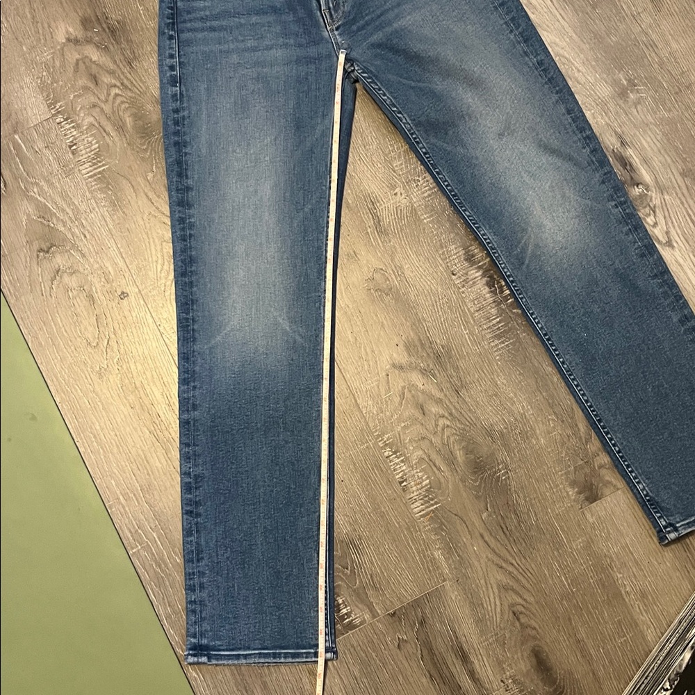 MOTHER Straight Leg Jeans in Classic Denim - Picture 9 of 9